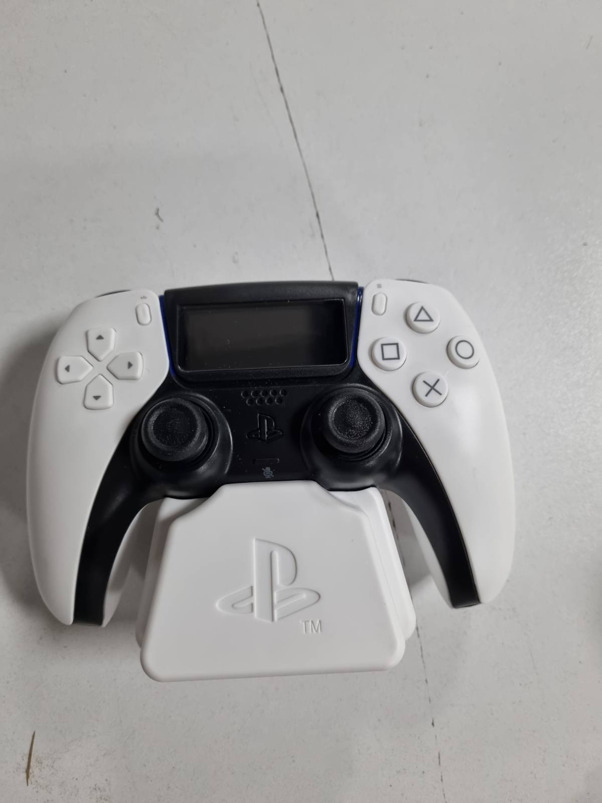 184482 - SONY Orë Alarmi Dixhitale me Kontrollues PS5 - Ngjyra e Bardhë, Produkt Zyrtar - Dhuratë Për Lojtarët