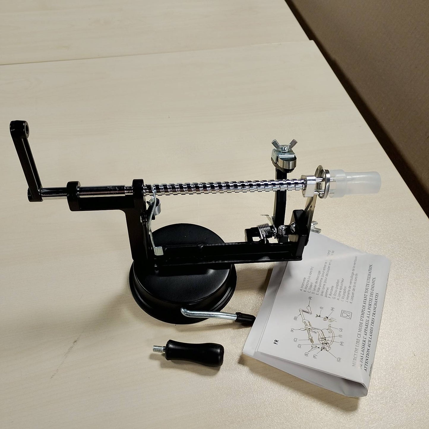 184618 - NEED'IT Qërues Mollësh 3 në 1 për Gatim të Mbeturina, Material Metal e Çelik Inox i Zinj, për Pjekje dhe Gatim, Ngjyra e Zezë, Modeli 5255