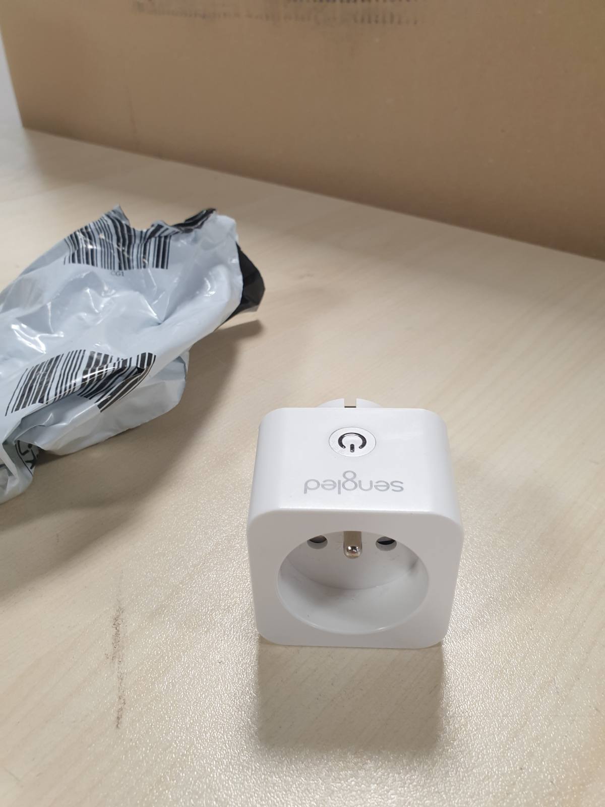 185429 - SENGLED Socket Inteligjent, i Pajtueshëm me Matter dhe Alexa, Mbështet 2300W, WiFi 2.4GHz, 1 Pako