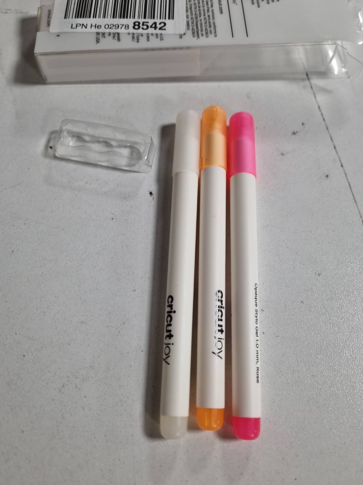 186157 - CRICUT JOY Seti i Stilolapsave Xheli Opake, i Bardhë, Rozë, Portokalli, Me majë të Mesme 1.0mm - Pako me 3 Stilolapsa për Përdorim me Cricut Joy