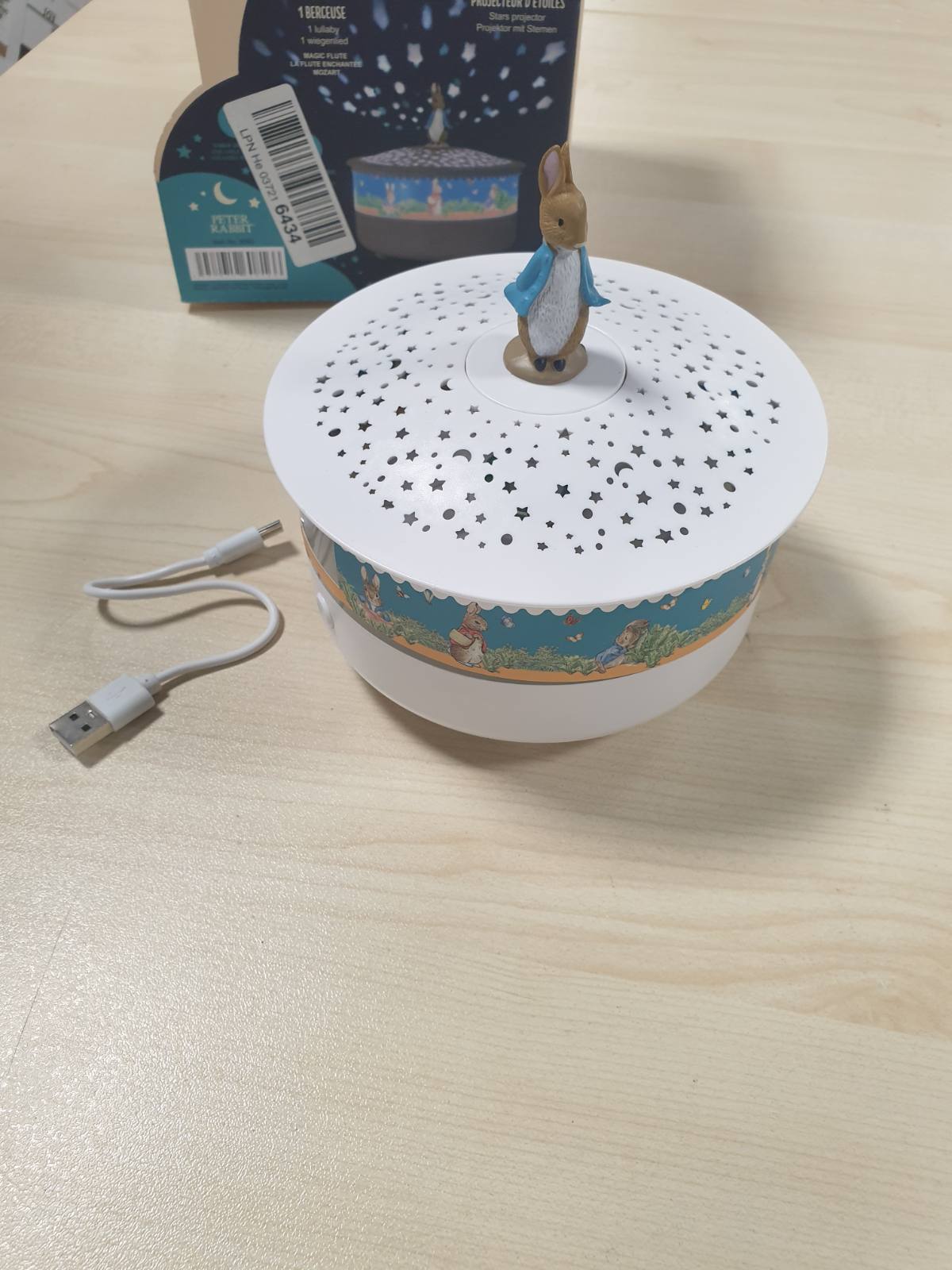 195336 - TROUSSELIER - Dritë Nati Peter Rabbit©, Projektor Ylli, 14 cm, Muzikor, Paleta e Ngjyrave Britmash, I Rikarikueshëm me USB
