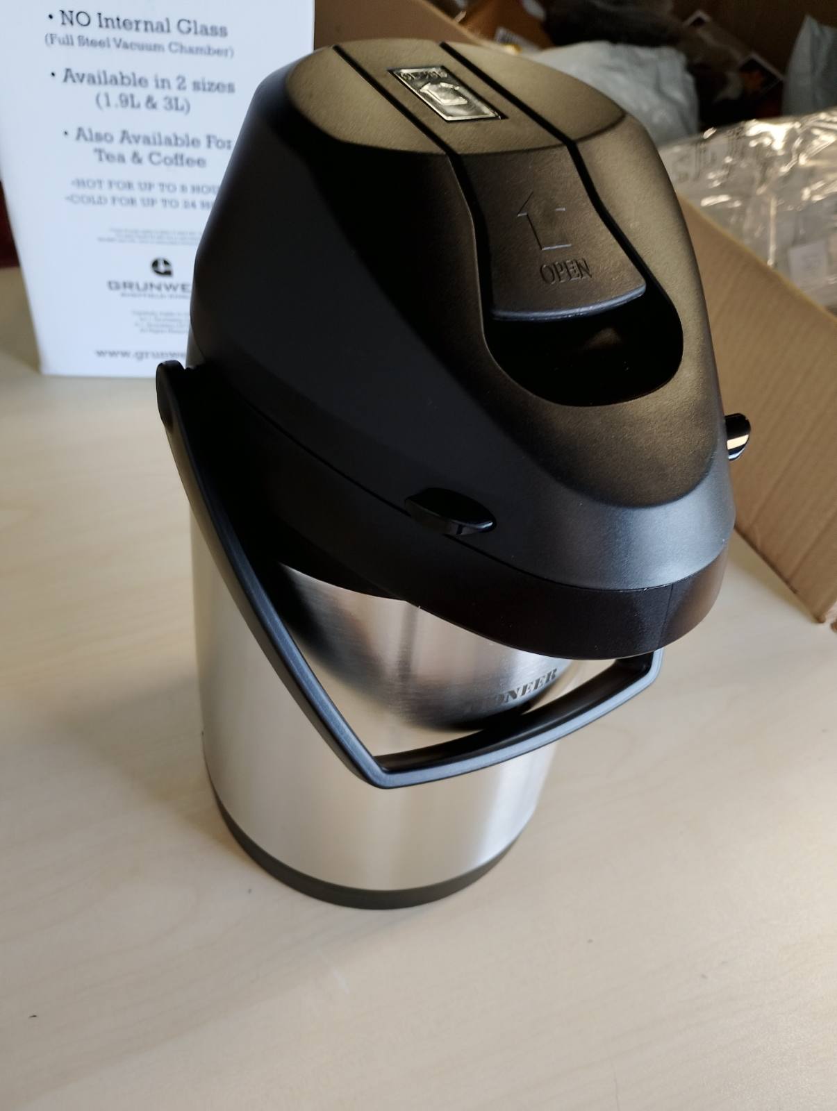 195541 - PIONEER Termos 3.0L me Lëvë Çeliku Inox, Shishe e Papërshkueshme nga Rrjedhjet, Dozator Pijesh me Pompë për Evente, Etiketë Çaji