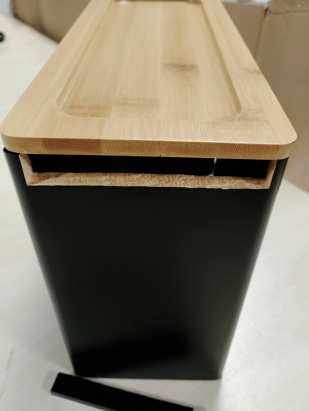 196749 - NATURE SUPPLIES Dispenser Druri për Peshqirë Letre me Palosje C-, Z- ose të Ndërthurur - Mbajtëse Peshqirësh për Montim në Mur ose Tavolinë