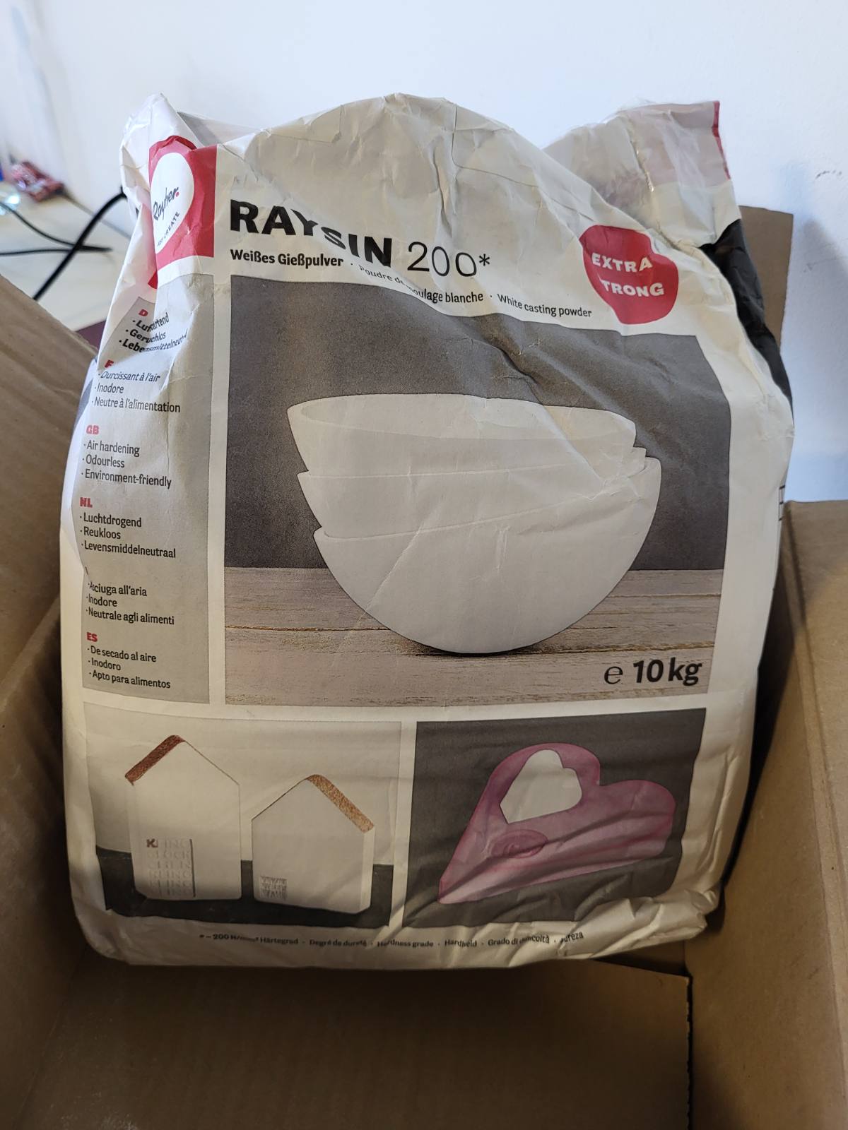 213277 - RAYHER Pluhur derdhës 200, qese 10 kg, pluhur derdhës relievi, që ngurtësohet në ajër dhe pa erë