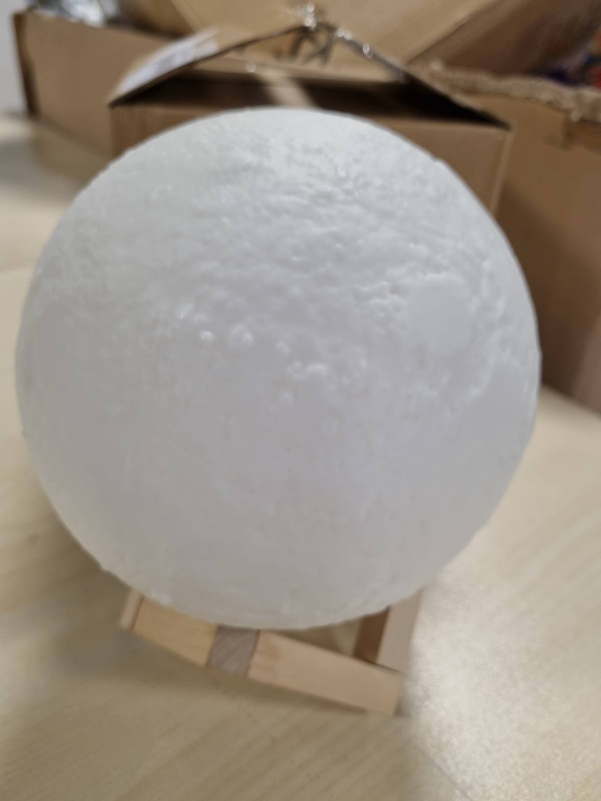 214598 - UTEN Llambë Hëne 3D LED Natës me Diametër 15cm për Dhomë Gjumi, Dhomë Ndenjeje, Kafe-Bar, Lidhje me 2 Ngjyra për të Zgjedhur dhe Intensitet