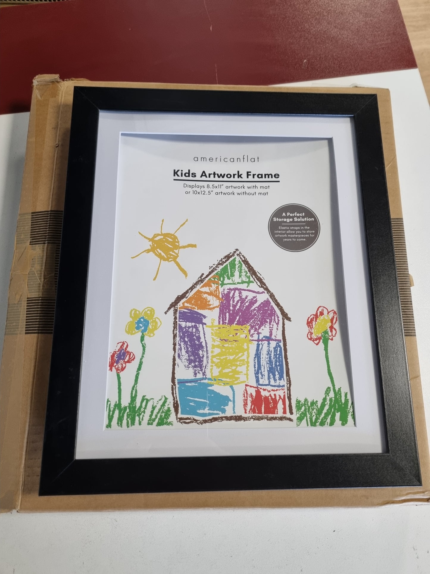 218617 - Kornizë Vizatimi për Fëmijë Americanflat, A4 e Zezë me Rrotull dhe 25.5 x 32 cm pa Rrotull - Korniza me Hapje Përpara, Mban 100 Copë