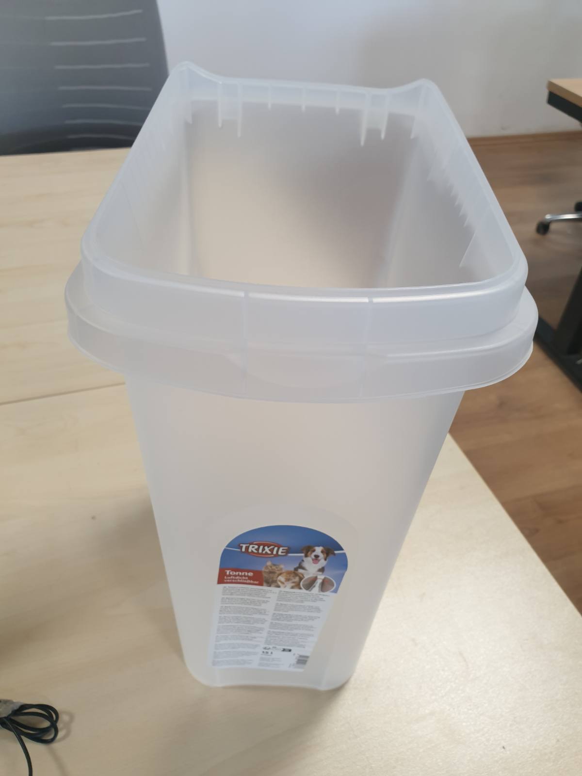 218974 - TRIXIE Kosh plehrash 24666, hermetik, plastik, 15 l, 22 Ø 41 Ø 33 cm, transparent-i bardhë