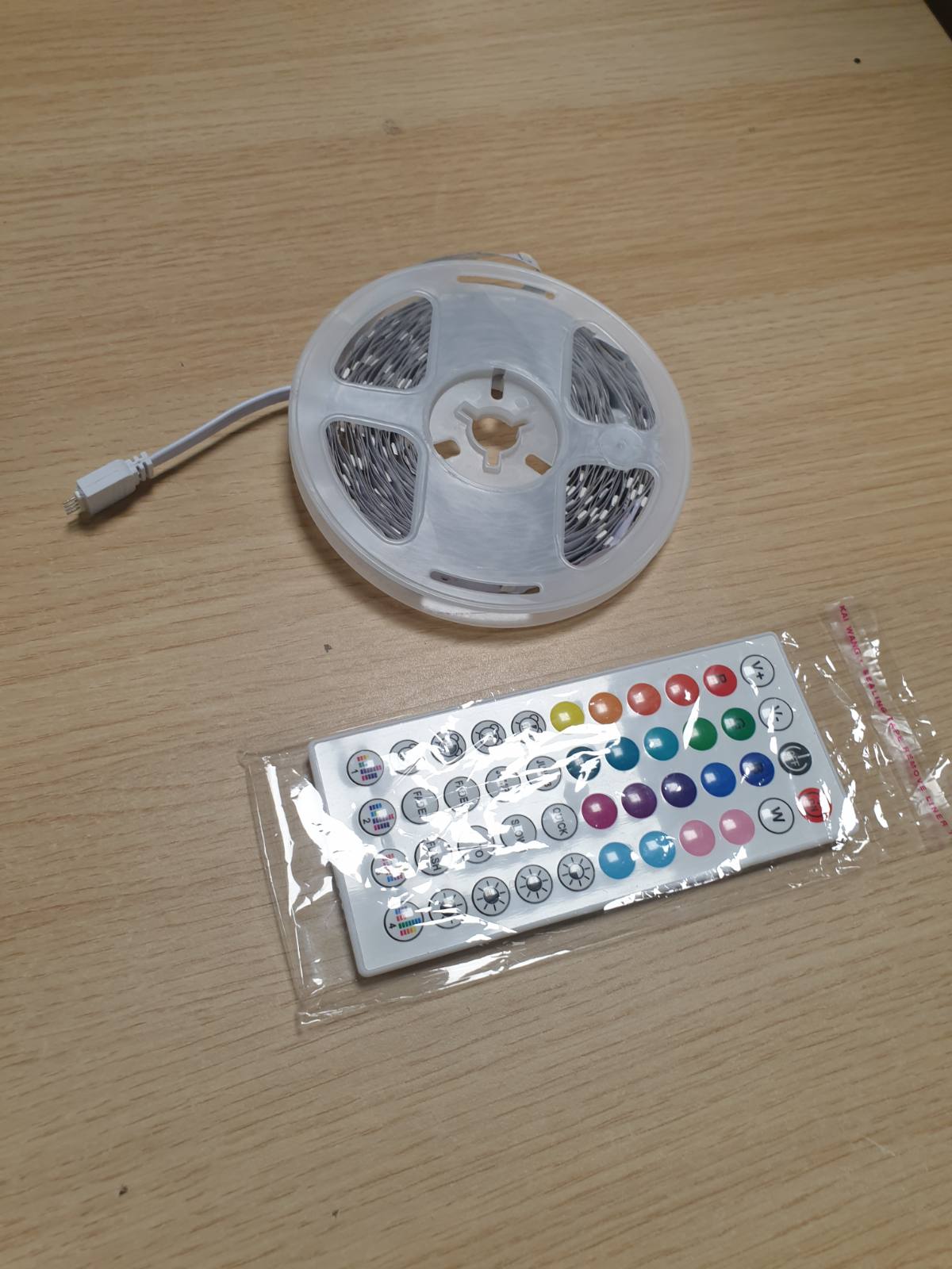219385 - HOVVIDA Shirit LED 20M, 30 LED/Metër, 2x10M, RGB 24V, 600 LED, Aplikacion dhe Telekomandë