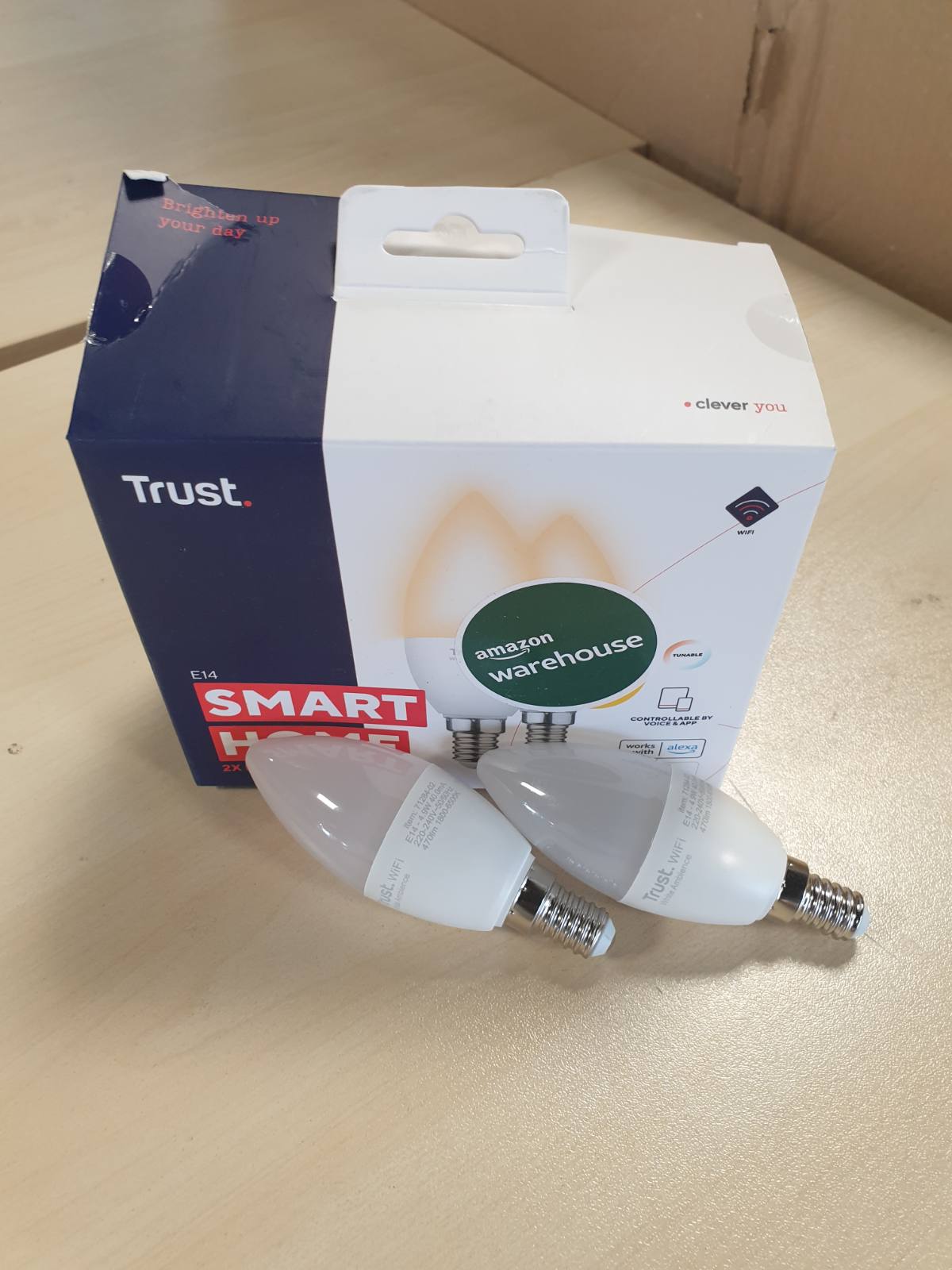 223140 - TRUST Llampa inteligjente WIFI E14, e pajtueshme me Alexa dhe Google Home, Llampa LED E14 me errësim, nuk kërkon qendër, Llampa LED 2.4GHz, Llampa WiFi, Dritë e bardhë e ngrohtë deri në të ftohtë - Pako me 2 copë