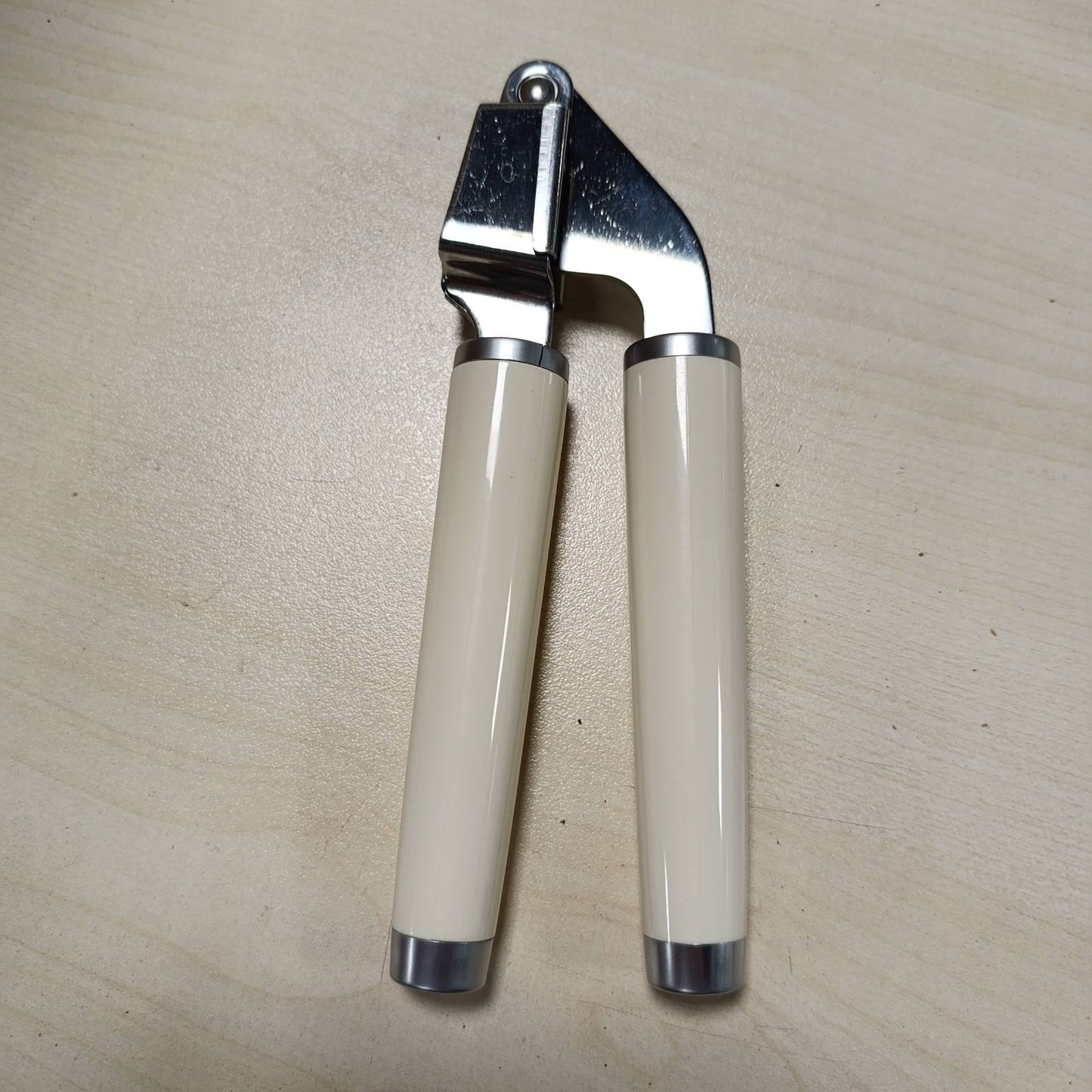 224111 - KITCHENAID Presë hudhre, 31 x 12 x 77 mm, Çelik inox - Krem bajamesh