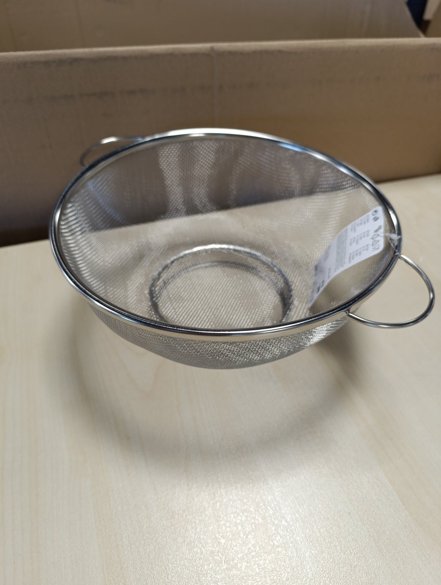 228683 - FACKELMANN Kullues çeliku inox, 26 x 11.5 cm, argjend