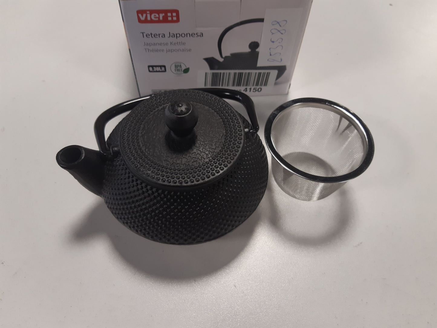 253588 - KATËR DHJETË ÇAJNIKË, prej gize, 0.3 l