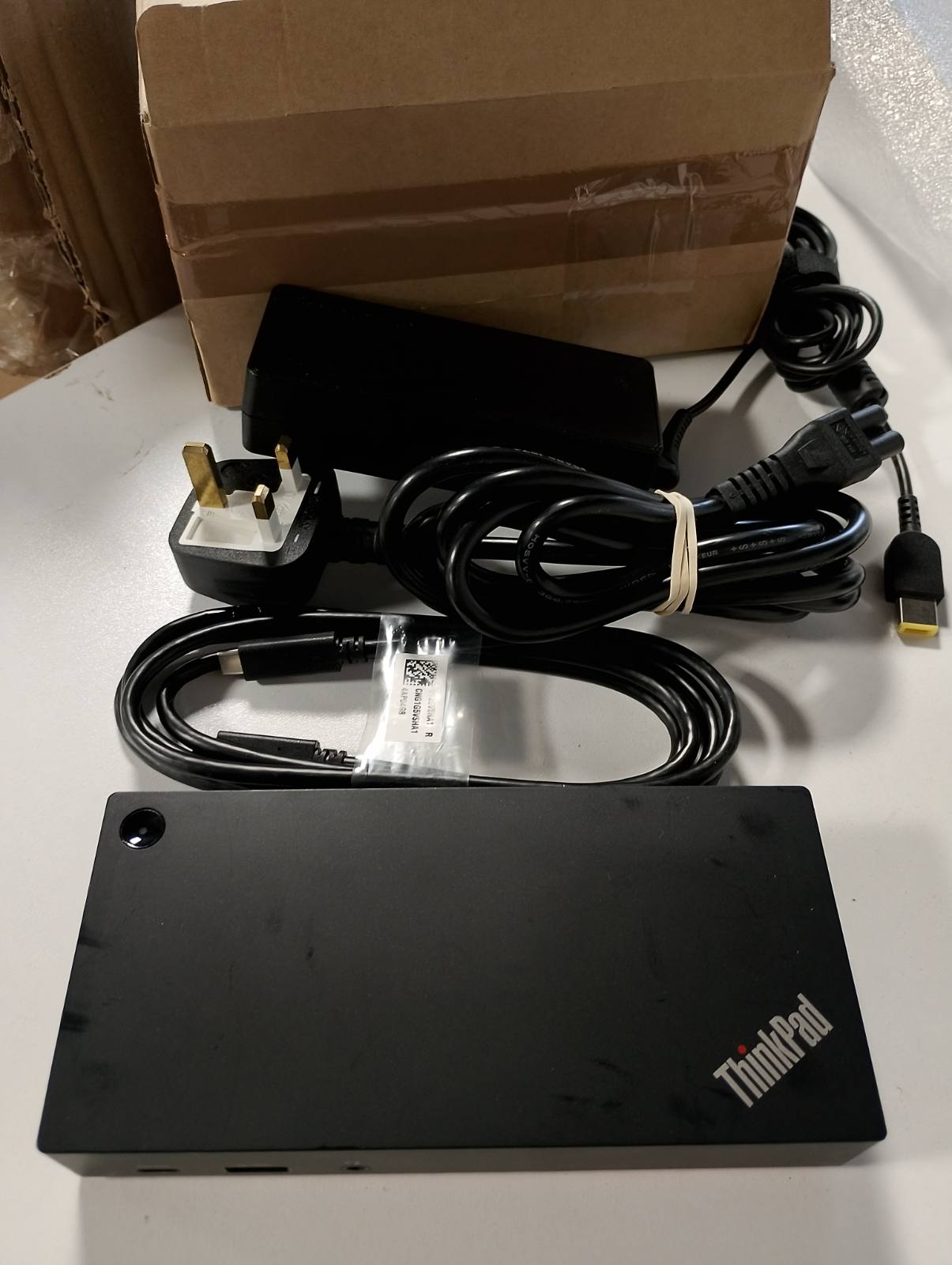 266109 - LENOVO 40AS0090UK THINKPAD USB-C DOCK GJENERATA 2