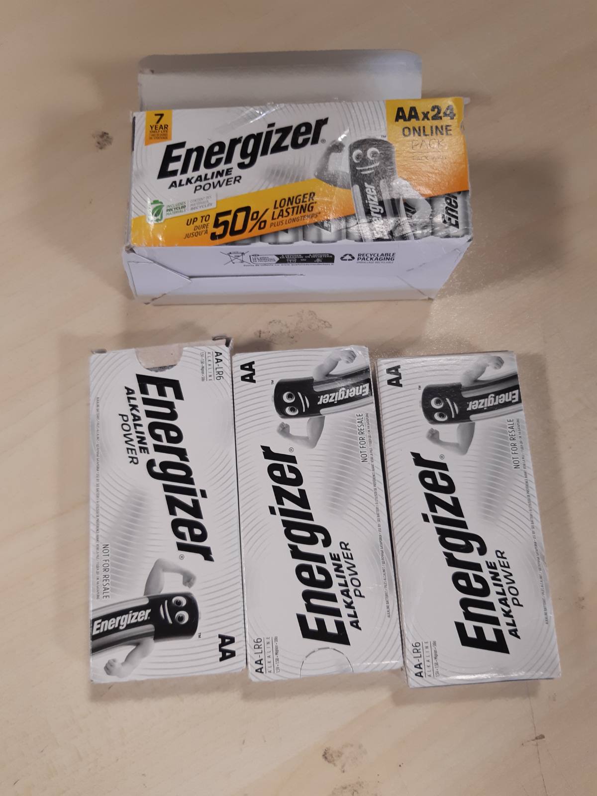 266857 - Energizer Bateri Alkaline AA 1.5V (Pako me 24), jetëgjatësi 7-vjeçare, paketim 100% i riciklueshëm