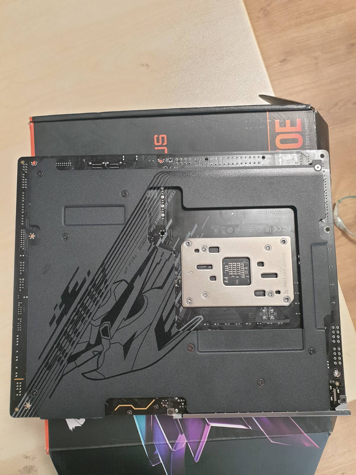 267526 - GIGABYTE Pllakë amë X870E AORUS Elite X3D, AMD AM5 LGA 1718 ATX, Mbështet procesorët AMD Ryzen 9000/8000/7000, DDR5, 4x M.2, PCIe 5.0, WiFi 7, 5GbE