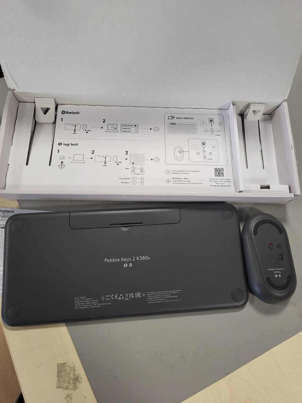 267979 - LOGITECH Pebble 2 Combo, Tastierë dhe Maus pa Tel, i Qetë, Portativ, Logi Bolt, Bluetooth, Easy-Switch për Windows, macOS, iPadOS, Chrome, QWERTZ, e Bardhë