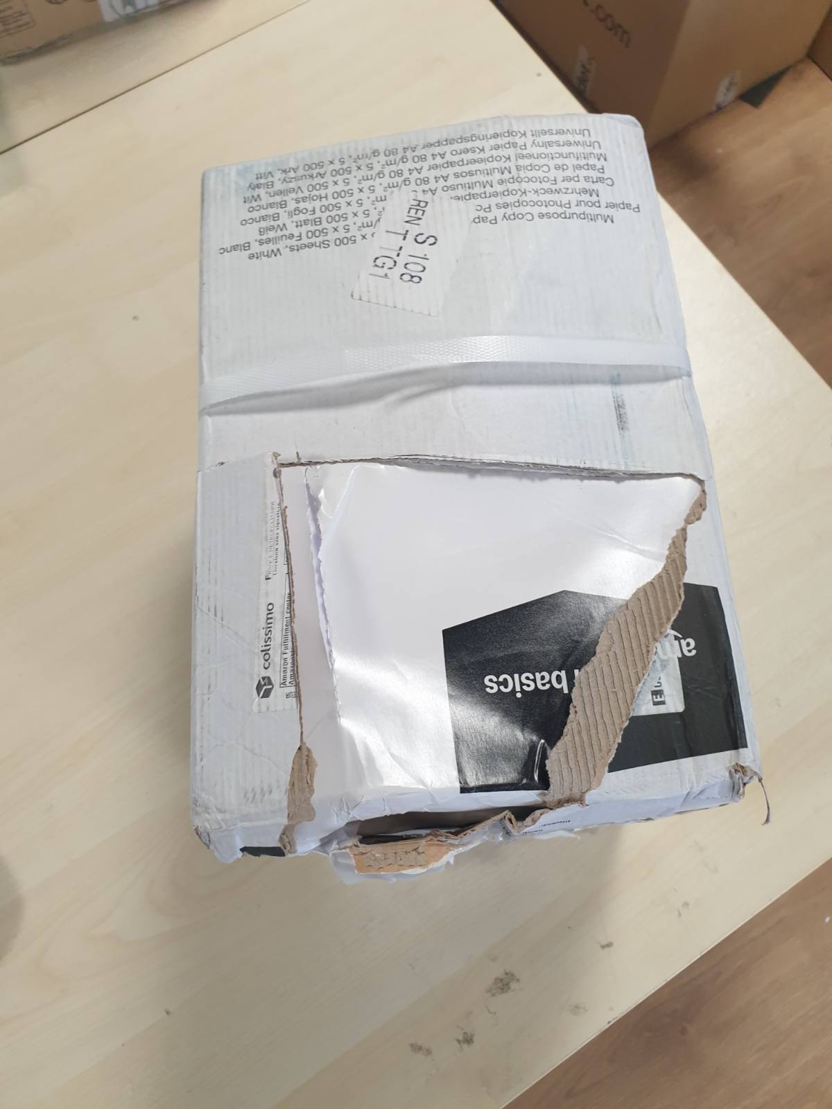268458 - AMAZON BASICS Letër printeri, DIN A4, 80 g/m², 2500 fletë, 5 pako me 500, e bardhë