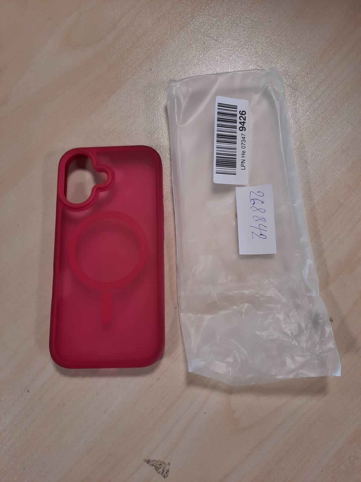268842 - Mbrojtëse pa kabllo për iPhone 17 me MagSafe, mbrojtje të plotë të kamerës, unazë magnetike e integruar, rezistente ndaj goditjeve, gërvishtjeve, mbrojtëse mat transparente për iPhone 17 (6.3 inç), rozë e ndezur