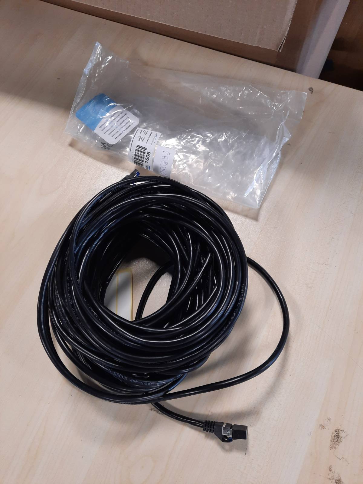 268950 - KABELDIREKT Kabllo Ethernet RJ45, 22.8m, 5Gbps, për rrjete Gigabit, e zezë/argjendtë