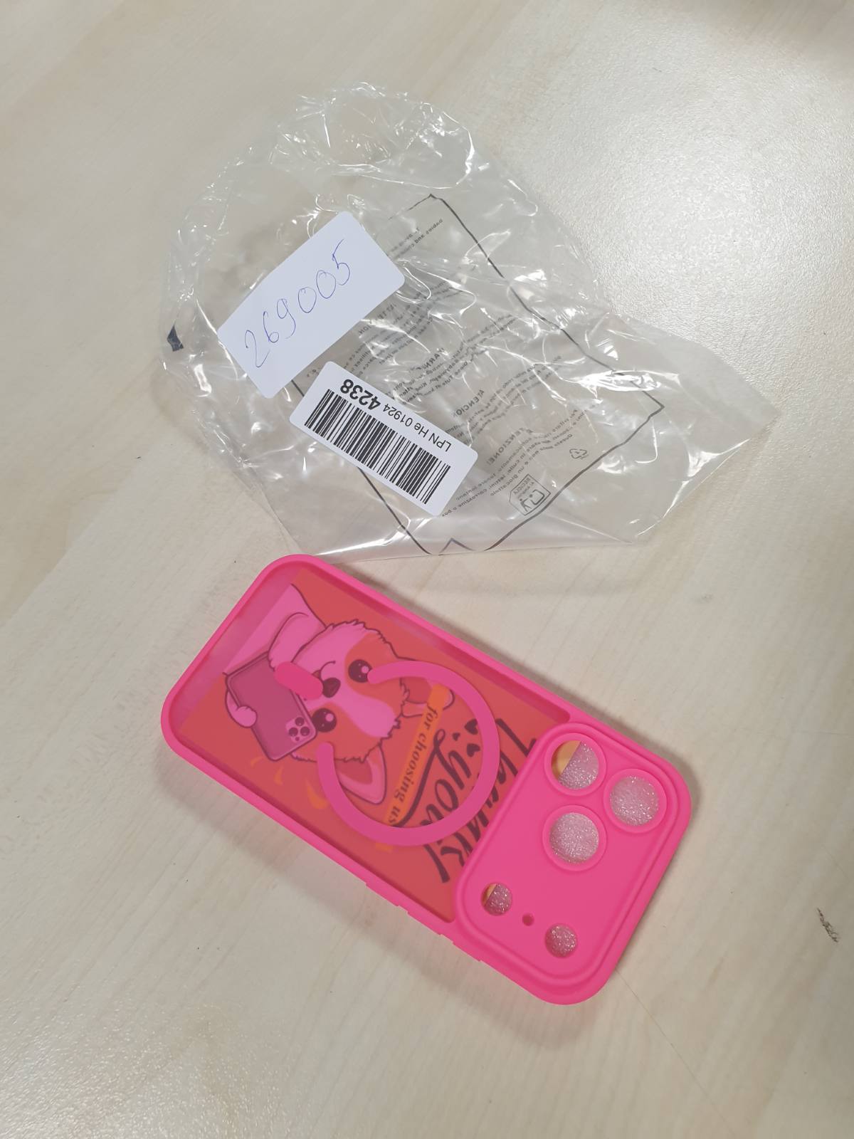 269005 - Oududianzi Mbulesë për iPhone 17 Pro, Silikoni TPU të tejdukshme mat për PC, Mbrojtëse ndaj Kamerës, Rezistente ndaj Gërvishtjeve, E Kuqe Rozë
