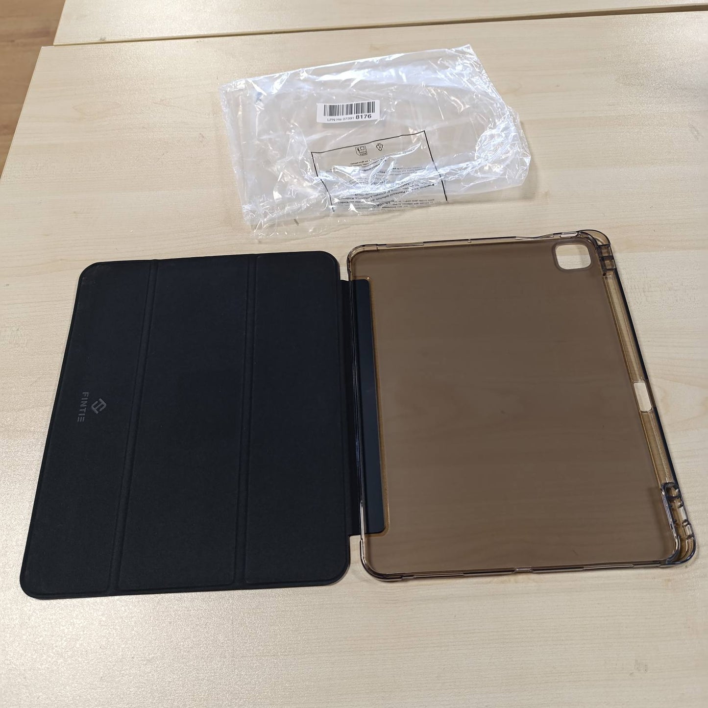 269068 - FINTIE Mbrojtëse për iPad Pro 13 inç M5/M4 (2025/2024), TPU i butë, e zezë