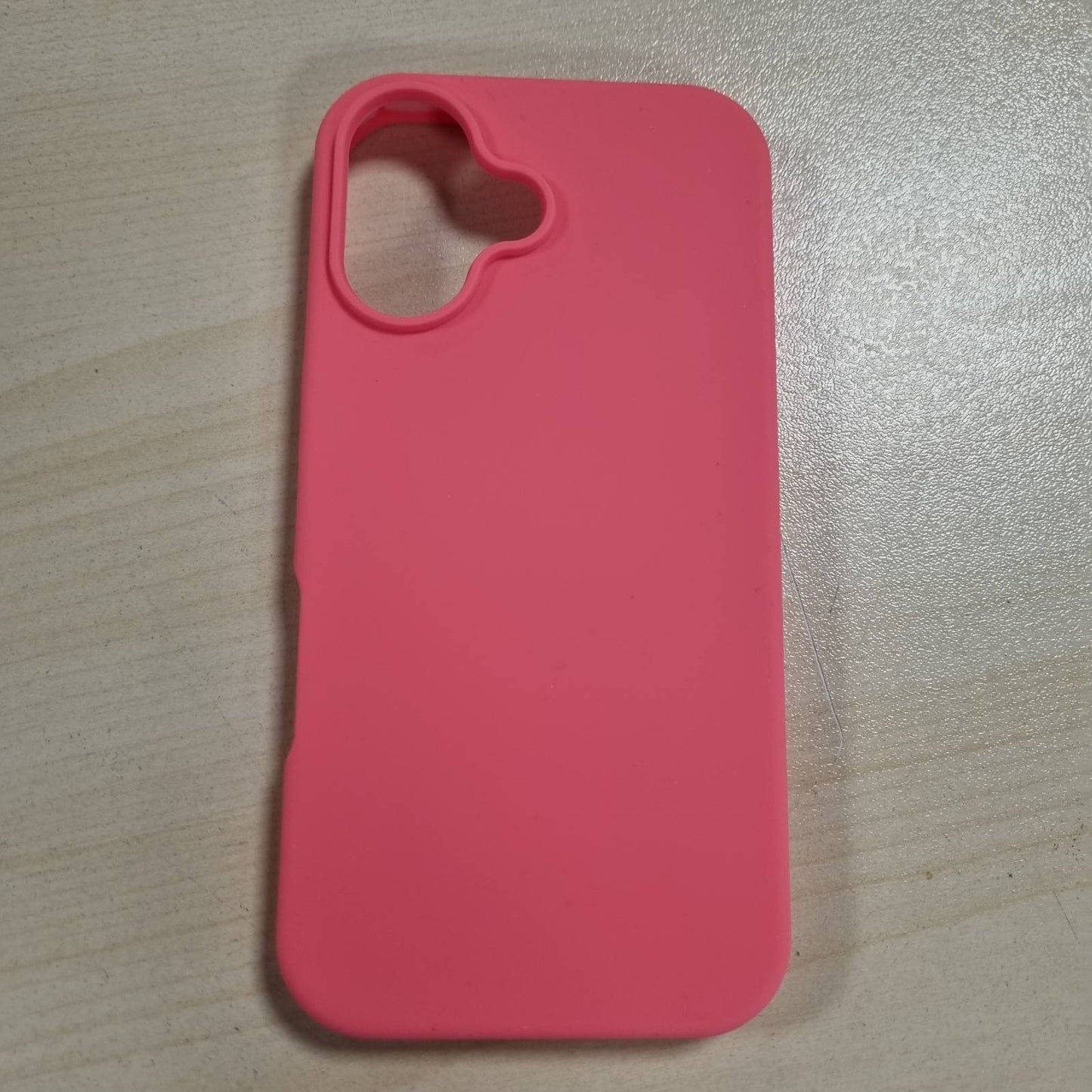 269600 - Mbrojtëse për telefonin kwmobile iPhone 16, mbulesë silikoni me karikim pa tel - Neon Coral
