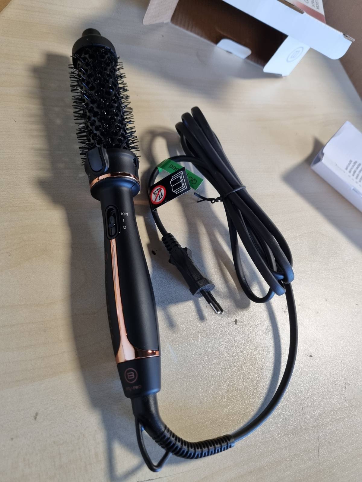 271214 - BELLISSIMA Furçë me ngrohje My Pro Imetec Magic Style Brush P2 30, diametër 30 mm, Teknologji Jonike, Veshje Qeramike