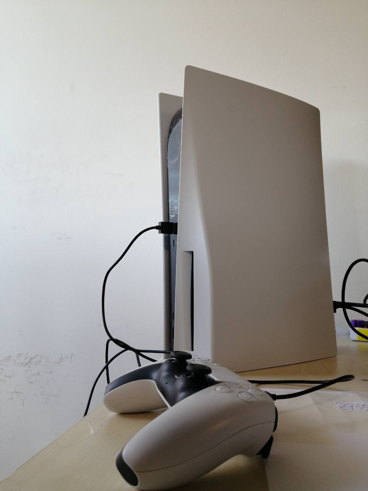 272546 - SONY Konsola Standarde e Playstation 5 - 825GB SSD, 4K UHD, 10.28 TFLOPS
