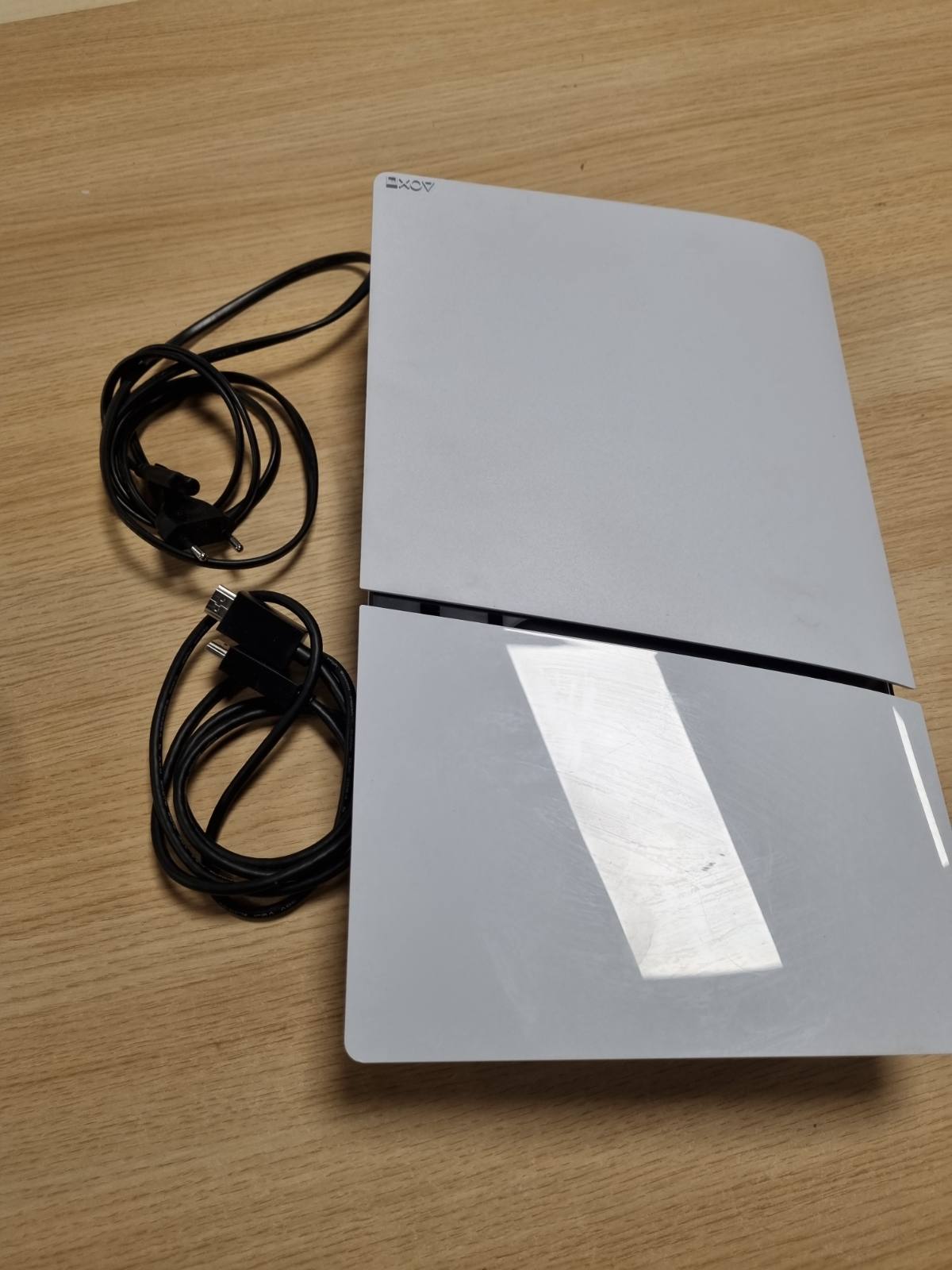 272550 - PLAYSTATION 5 Paketa (Edicioni Dixhital) + 2 Kontrollues Pa Tel DualSense™