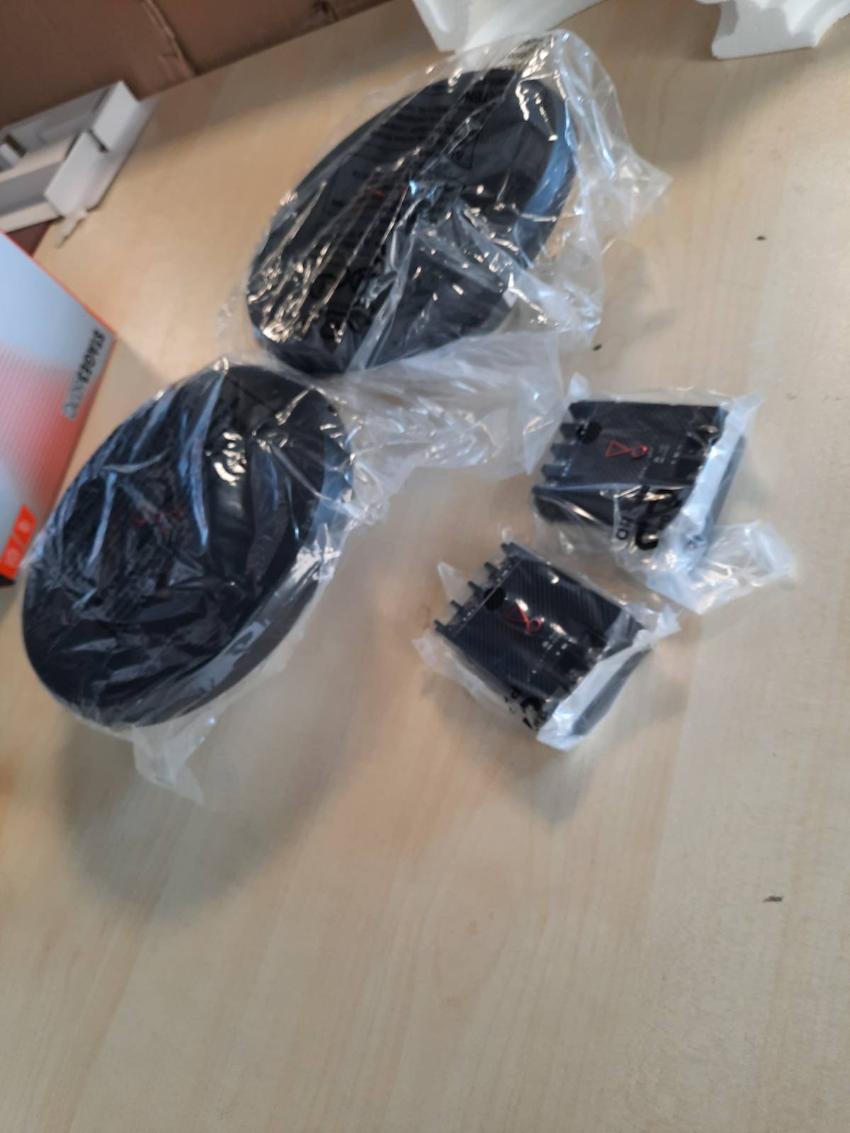 272824 - JBL Sistem audio makine 2-kahësh Stage3 607C, komponentë 250 vat, set altoparlantësh për makinë, altoparlantë dhe altoparlantë tweeter 16 cm të integruar në mur