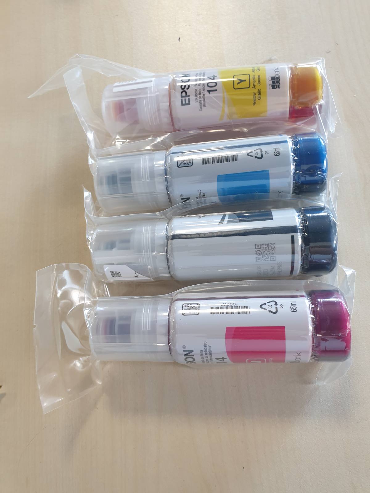 273311 - EPSON SHISHE BOJE ORIGJINALE ECO TANK 104 SERIES - CIAN, MAGENTA, E VERDHË, E ZEZË