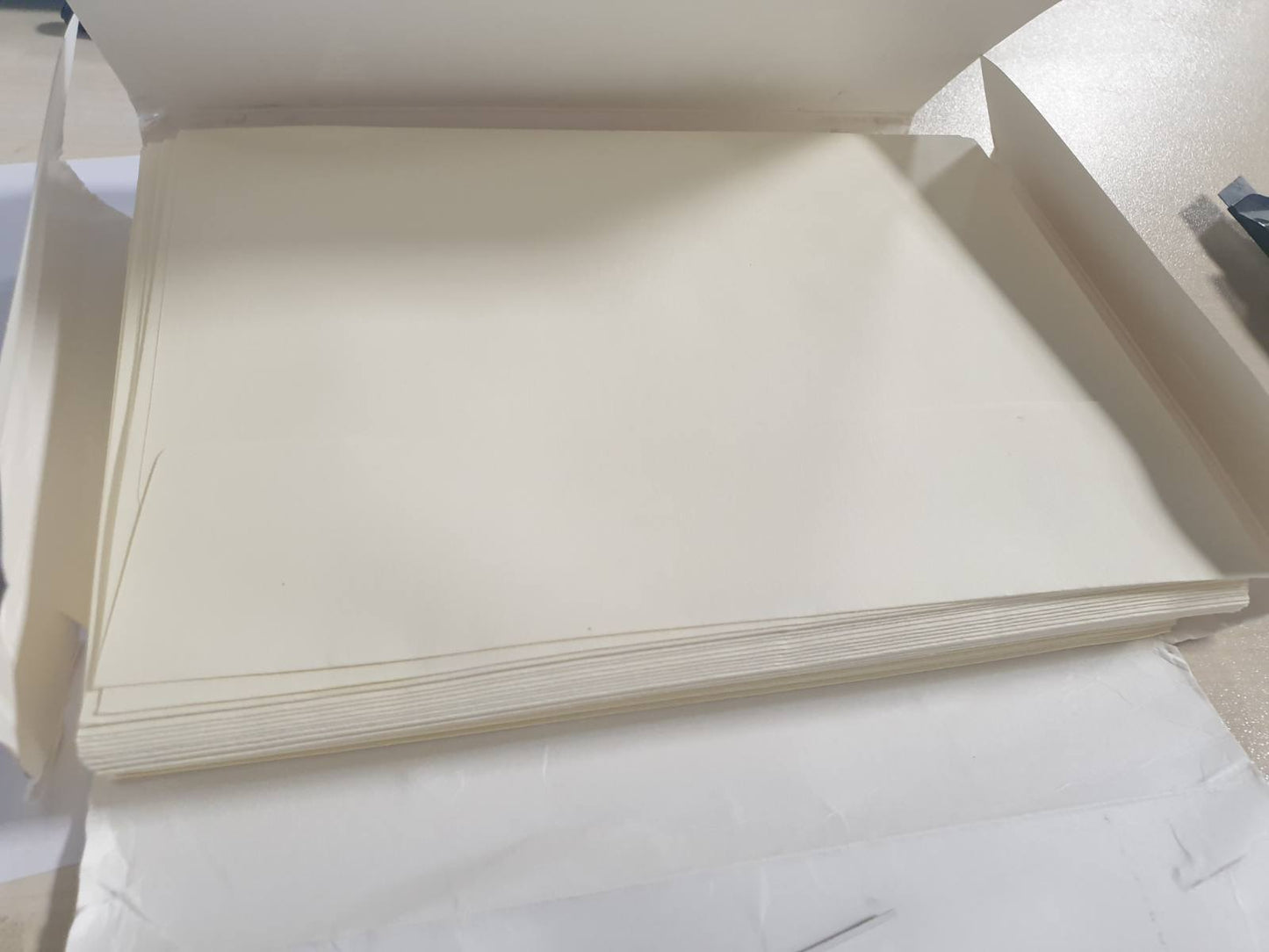 274261 - BLAKE Pako me 50 Zarfa Portofolësh Biznesi C5, 162 x 229 mm, 120 g/m², Qërohen dhe Mbyllen