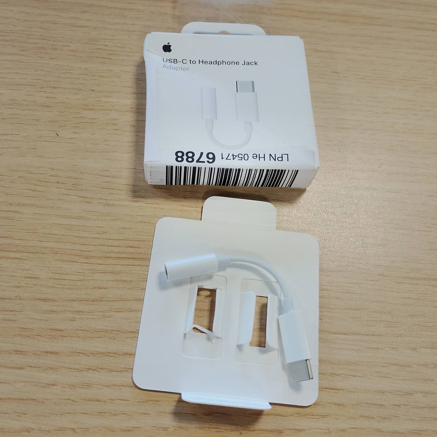 274403 - ADAPTOR APPLE USB-C në Mini-Jack 3.5 mm