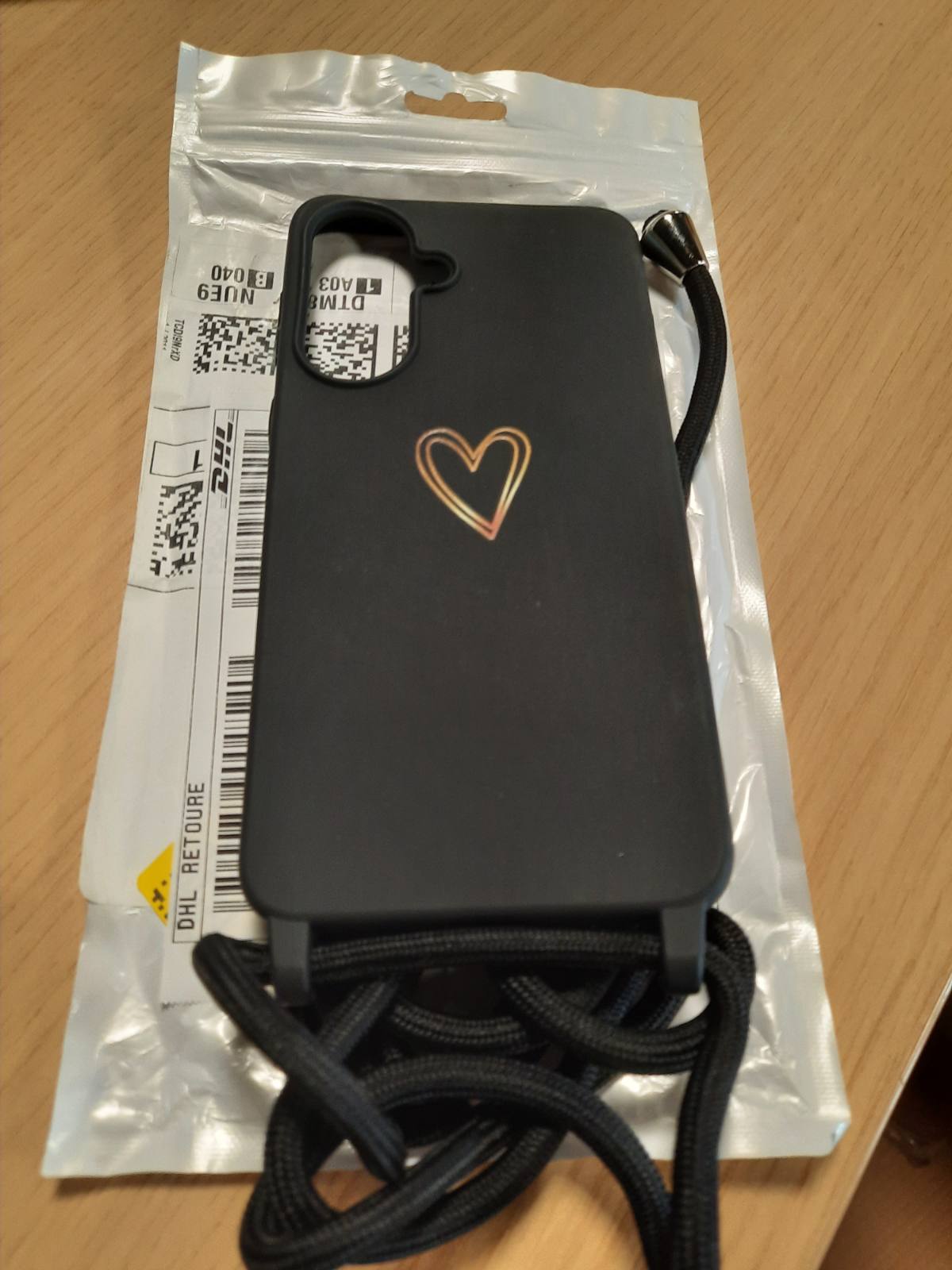 274592 - CASELOVER Mbrojtëse Telefoni me Rrip për Samsung Galaxy A57 5G, Silikoni, Model Zemre, Lidhës të Lëvizshëm, Rezistente ndaj Goditjeve, e Zezë