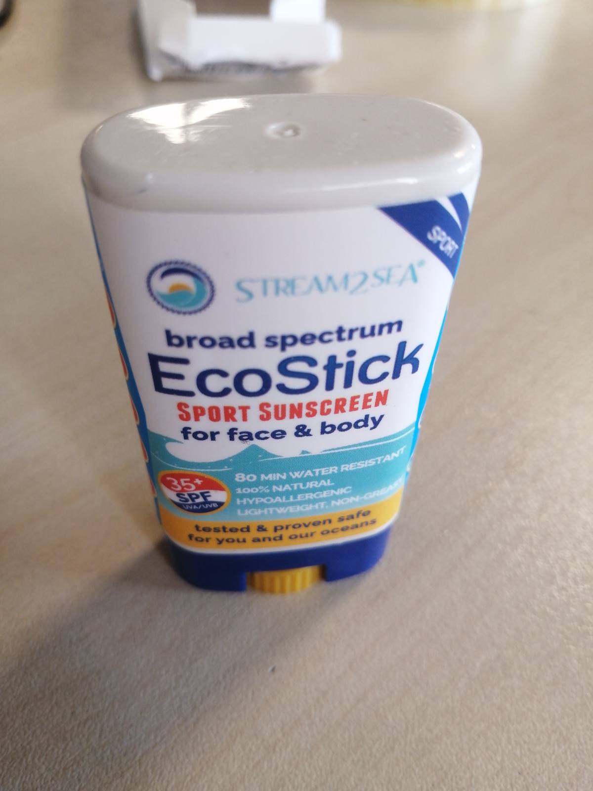 275507 - STREAM 2 SEA Krem dielli mineral EcoStick SPF 35 - Krem dielli në shkopinj, rezistent ndaj djersës dhe ujit, biodegradues dhe i sigurt për shkëmbinjtë nënujorë