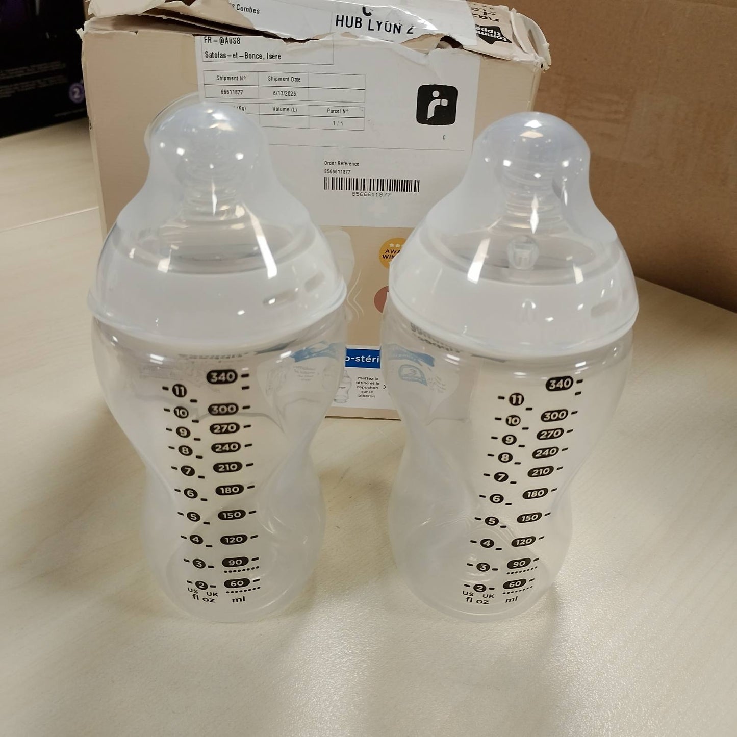 275677 - TOMMEE TIPPEE Shishe për foshnje antikolike 340 ml, pako me 2, thithë në formë gjiri