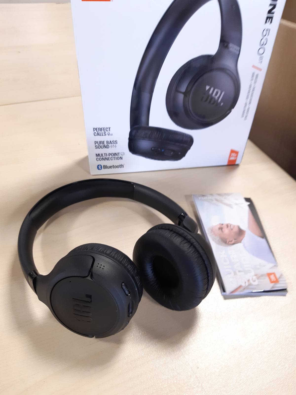 276462 - JBL TUNE 530 BT KUFJE PA TEL NË VESH ME TINGULL JBL PURE BASS, DERI NË 76 ORË DËGJIM MUZIKE, BLUETOOTH 6.0, TË LEHTA, DIZAJN I PALOSSHËM, GOOGLE FAST PAIR, MICROSOFT SWIFT PAIR, TË ZEZA