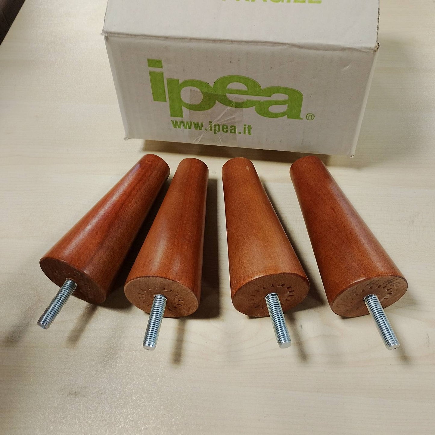 276677 - IPEA Këmbë për Mobilje dhe Divane prej Druri Arre, Set me 4 këmbë konike, Lartësia 140 mm, ngjyrë arre