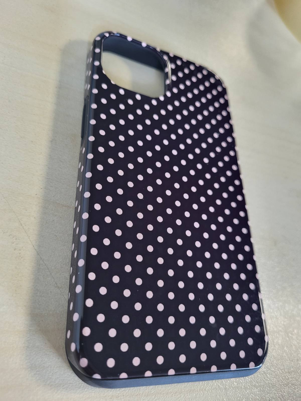 276852 - Mbrojtëse për iPhone 13, ngjyrë kafe me pika, model klasik, ngjyrë boho
