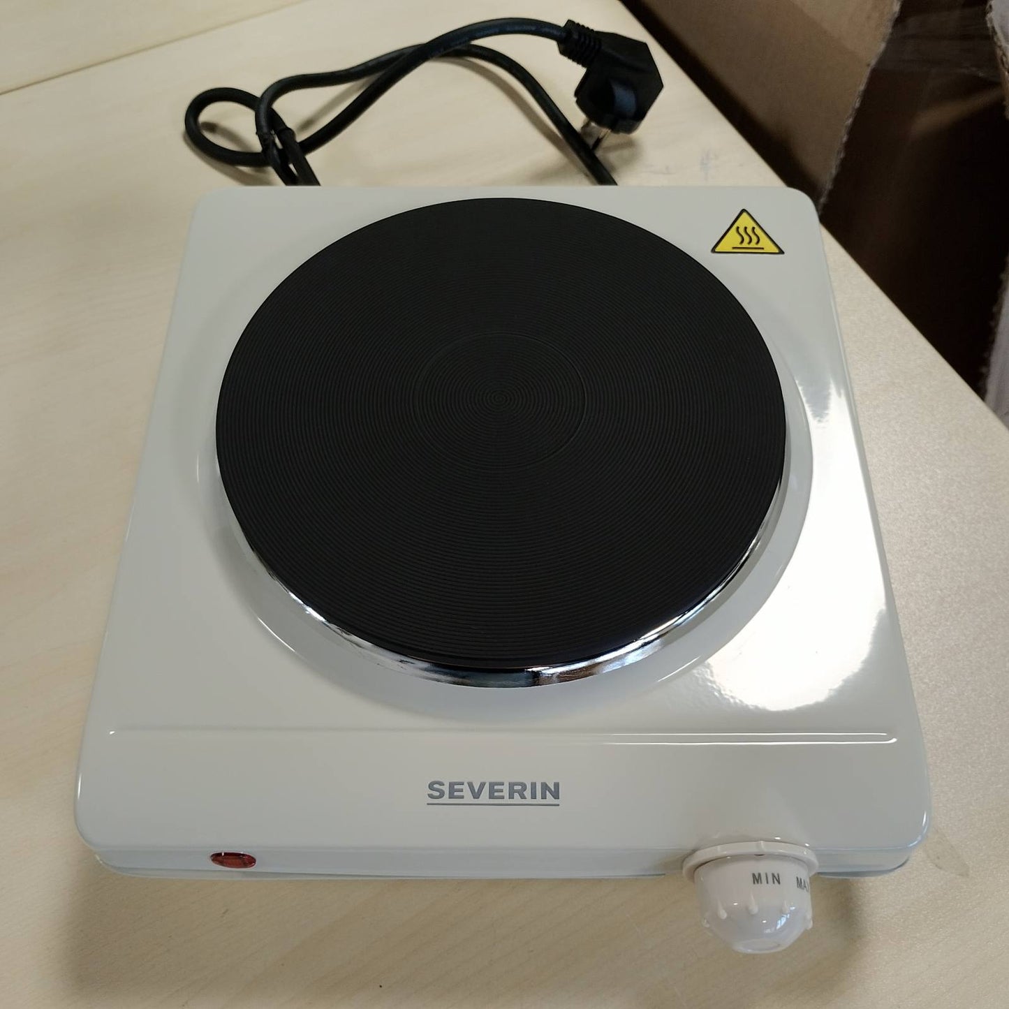 277476 - SEVERIN Sobë Elektrike KP 1091 | 1500W | Termostat të rregullueshëm | E bardhë