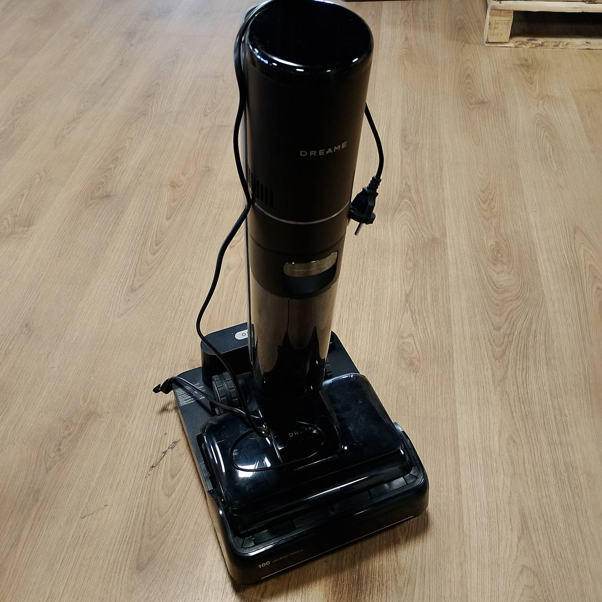 288030 - DREAME H15 PRO Fshesë me korrent për lagështi dhe tharje, Krah robotik GapFree AI DescendReach, Mbulim i trefishtë i skajeve, Fuqi thithjeje 21,000 Pa, Larje me furçë 100°C, Tharje 5 minuta në 90°C, Shtrirje e sheshtë 180°