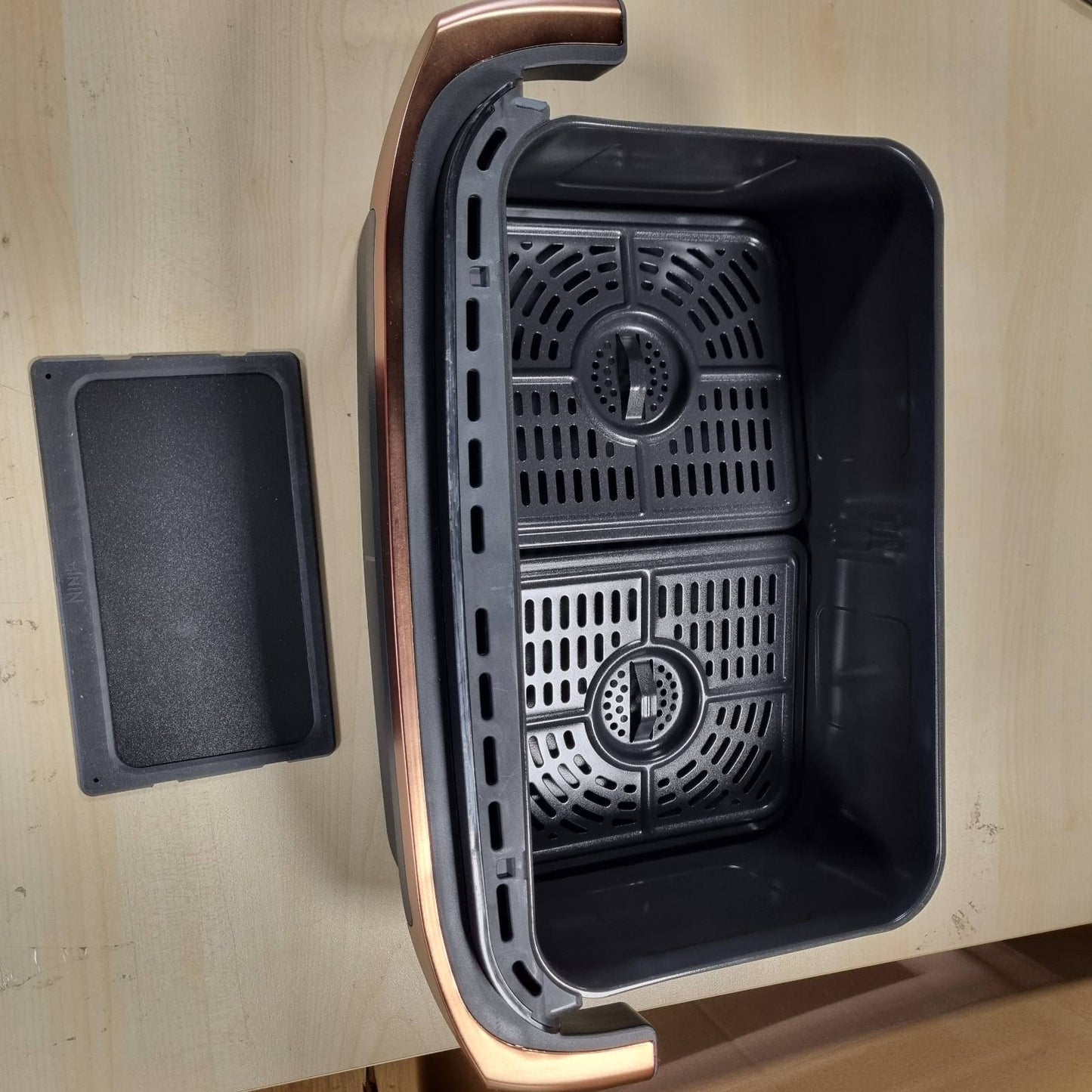 288078 - NINJA Fritezë ajri Foodi FlexDrawer, 10.4 hapësira, ndarës të lëvizshëm, 7-në-1, e zezë dhe bakri, AF500EUCP