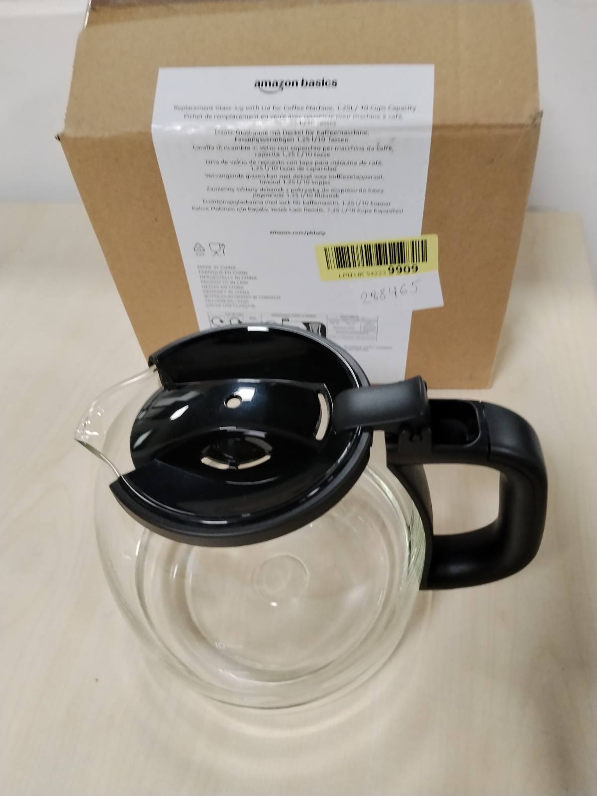288465 - AMAZON BASICS KARAFË QELQI ZËVENDËSUSE ME KAPAK, për makinë kafeje, kapacitet 1.25L/10 filxhanë