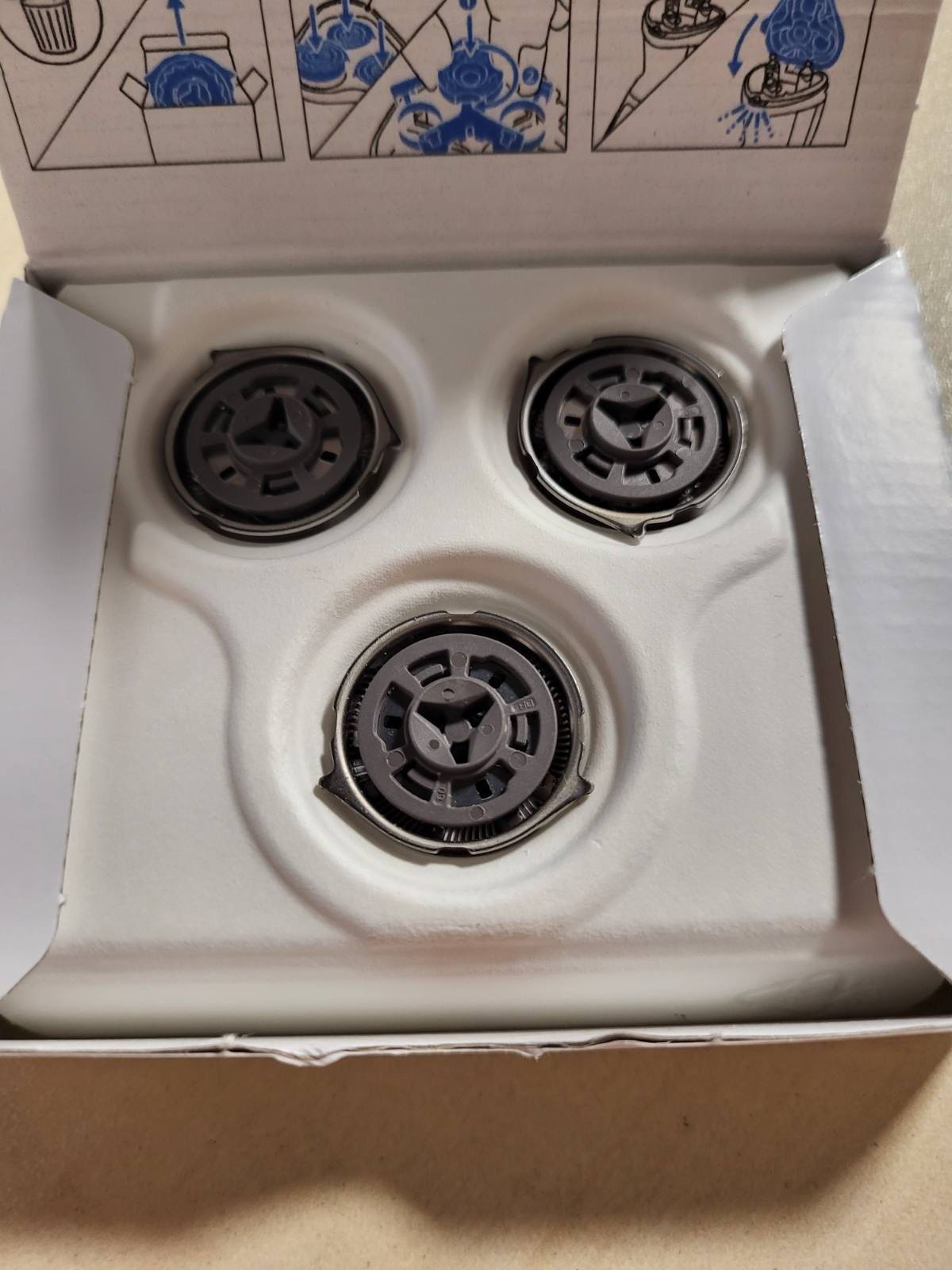 290069 - PHILIPS Koka rroje SH30/50, për rrojet e serisë 1000, 3000 dhe 5000, 3 tehe, vetë-mprehëse