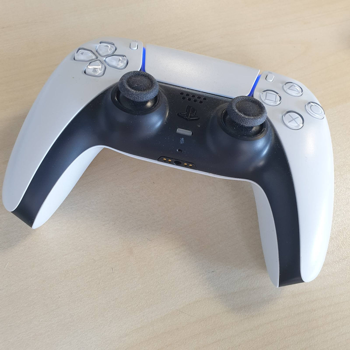 292377 - PLAYSTATION 5 Kontrolluesi pa tel DualSense