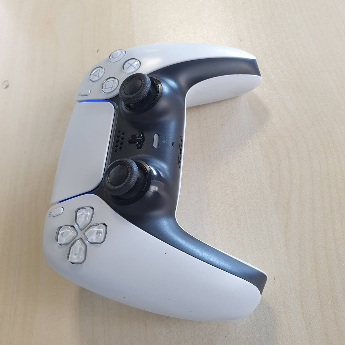 292395 - SONY PLAYSTATION 5 - Kontrolluesi pa tel DualSense