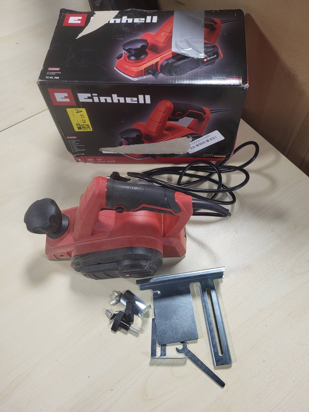 292678 - EINHELL - Rreshtues elektrik TC-PL 750 (750 W, thellësi prerjeje deri në 2 mm, kokë prerëse e madhe, këpucë parkimi automatike, përfshirë ndalues thellësie paralel/me fund, tehe të kthyeshme)