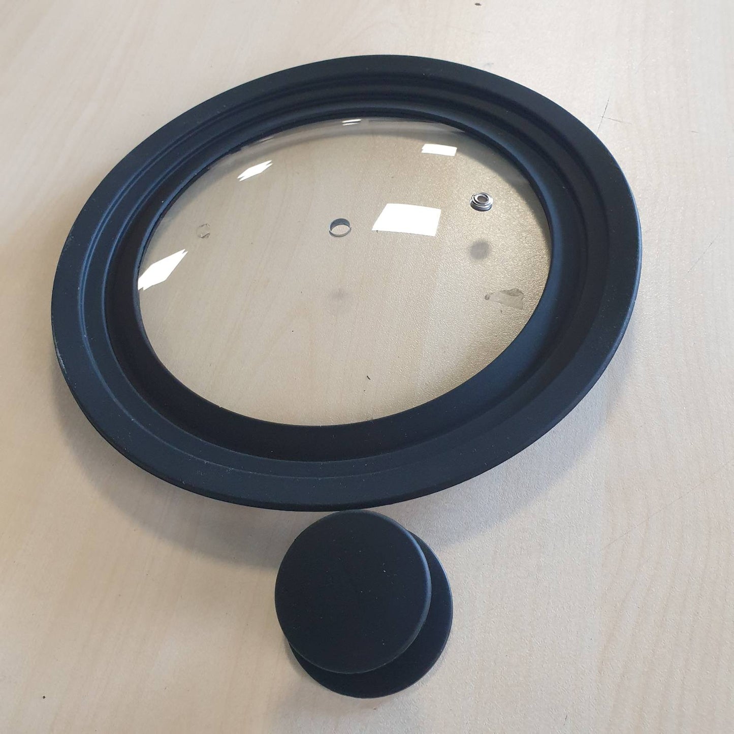 294508 - UNIVERSAL Kapak Qelqi për Tigan me Valvul Dalëse, për Tenxhere dhe Tiganë 28/30/32 cm