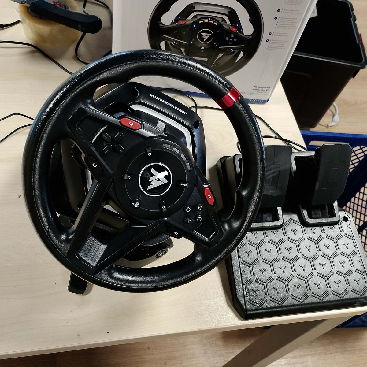 295041 - THRUSTMASTER T128 - Set rrotash dhe pedalesh garash me performancë të lartë me reagim force për PC, PS4, PS5 dhe PS5 Pro