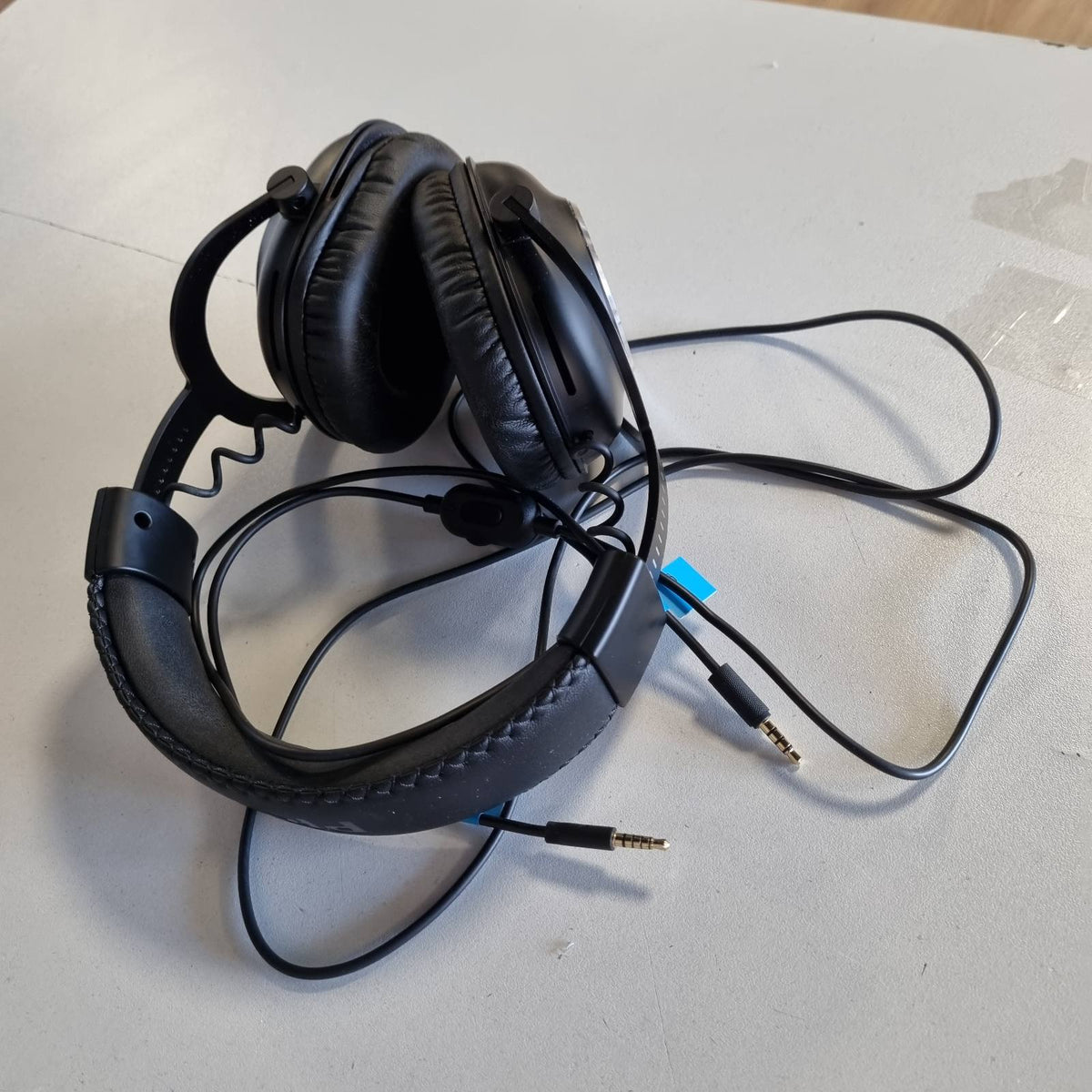 295554 - LOGITECH Kufje për Lojëra me Tel G Pro X SE me Mikrofon: Mikrofon i shkëputshëm, DTS:X 7.1, konvertues USB D/A, për PC, Xbox One, Xbox Series X|S, PS5, PS4 - E zezë
